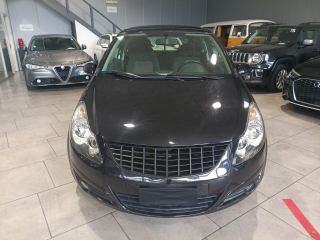 OPEL Corsa usata, con Airbag