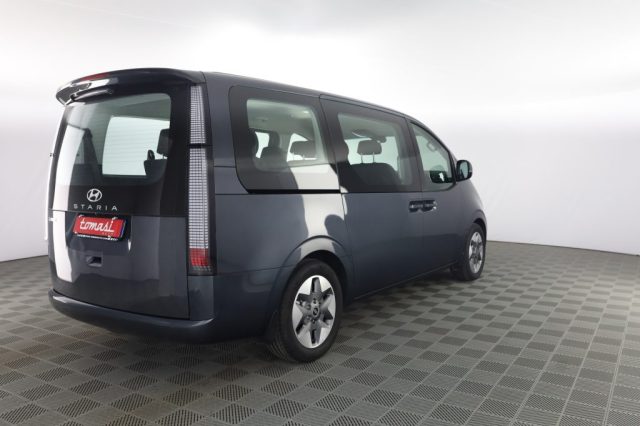 HYUNDAI Staria usata 3