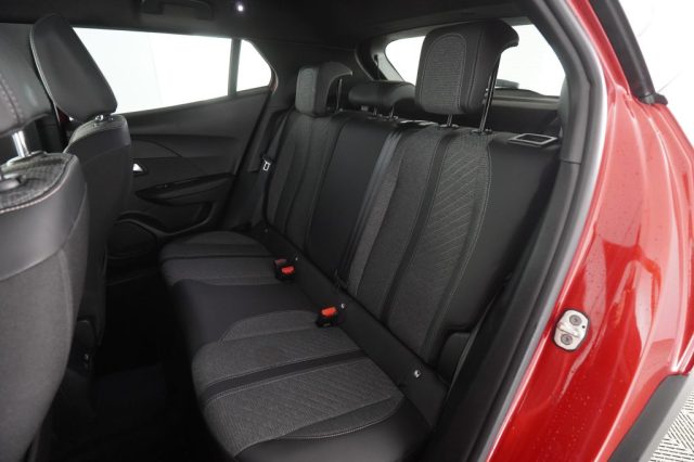 PEUGEOT 2008 usata 9