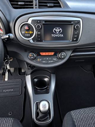 TOYOTA Yaris usata, con Climatizzatore