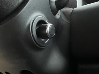 LAND ROVER Defender usata, con ESP