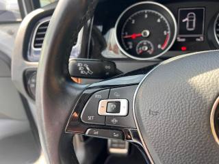 VOLKSWAGEN Golf usata, con ESP