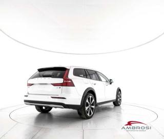 VOLVO V60 Cross Country usata 2