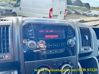 PEUGEOT Boxer usata, con Vivavoce