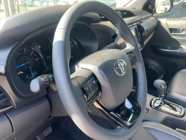 TOYOTA Hilux usata, con Sistema di navigazione