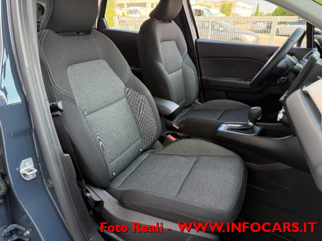 RENAULT Captur usata, con Autoradio