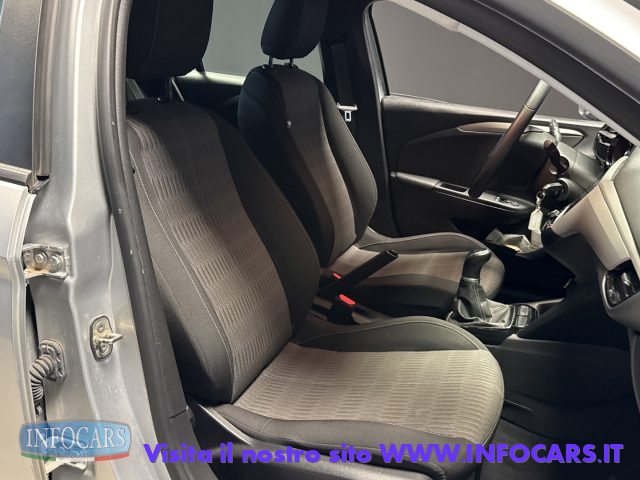 OPEL Corsa usata, con Autoradio