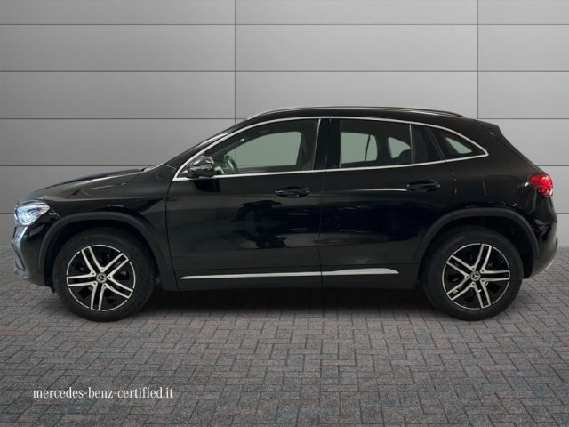 MERCEDES-BENZ GLA 200 usata, con Autoradio