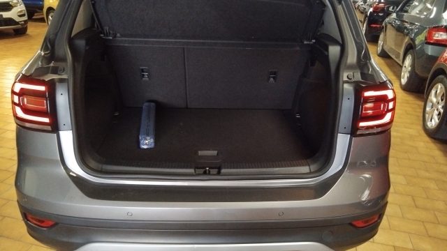 VOLKSWAGEN T-Cross usata, con ESP