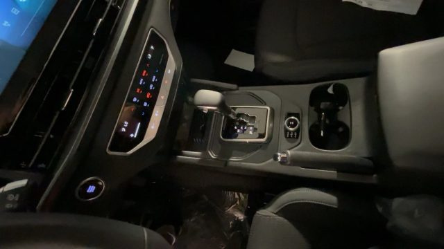 KGM Rexton usata, con Autoradio