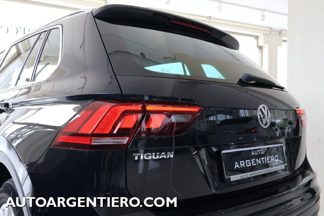 VOLKSWAGEN Tiguan usata, con Sensore di luce