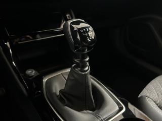 PEUGEOT 2008 usata, con USB