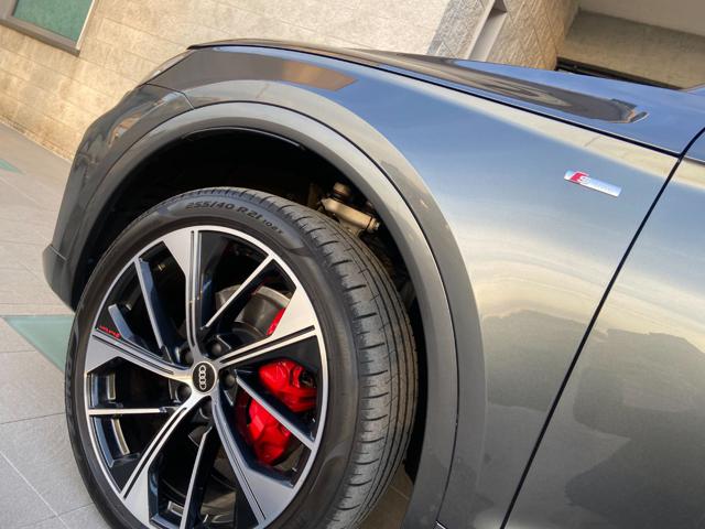 AUDI Q5 usata, con Volante in pelle