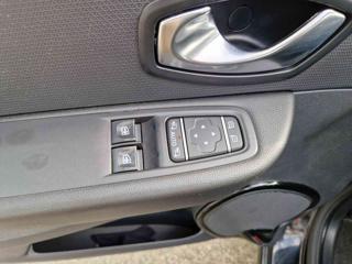 RENAULT Clio usata, con Sedile posteriore sdoppiato