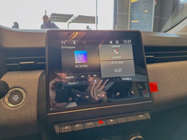 RENAULT Clio usata, con Park Distance Control