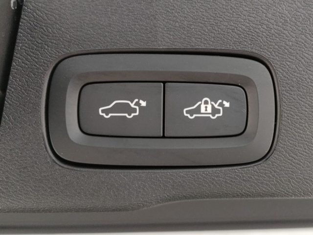 VOLVO XC60 usata, con USB