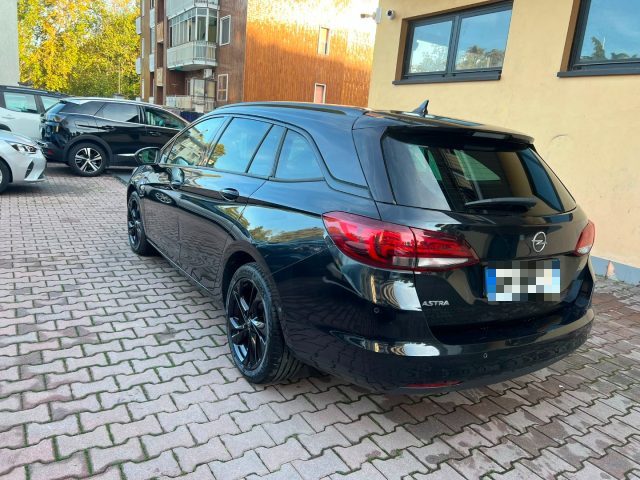 OPEL Astra usata, con Cerchi in lega