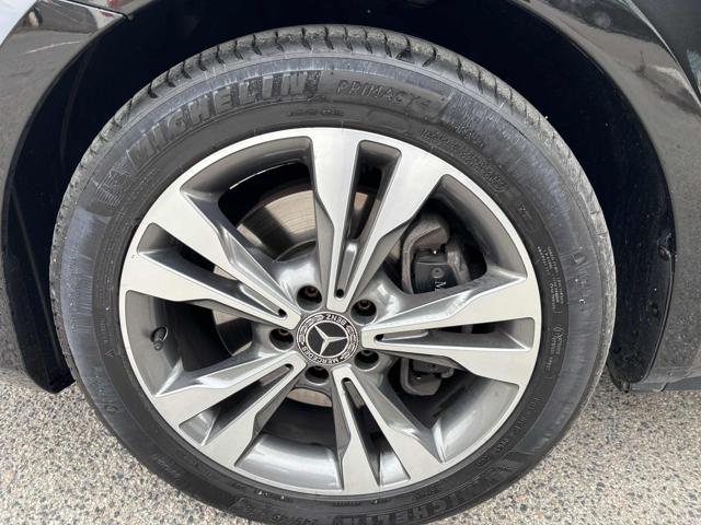 MERCEDES-BENZ V 250 usata, con Climatizzatore