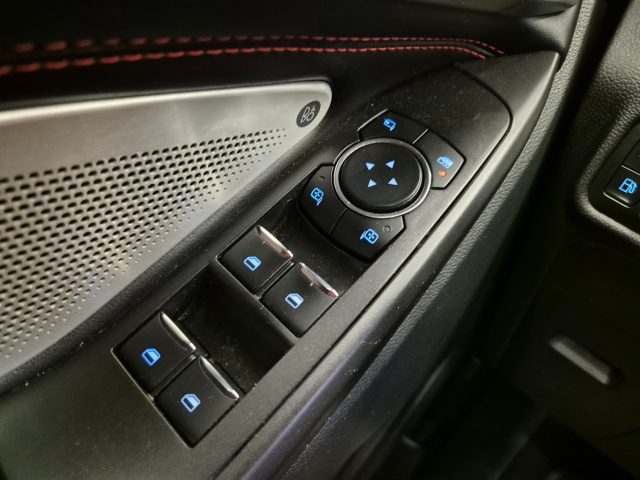 FORD Explorer usata, con Fari LED
