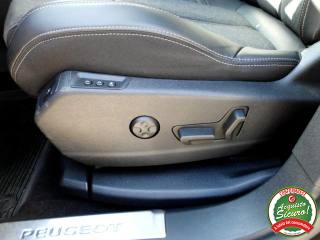 PEUGEOT 3008 usata, con Park Distance Control