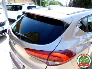 HYUNDAI Tucson usata, con Airbag testa