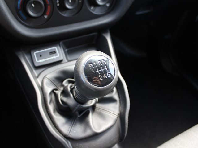 FIAT Doblo usata, con Monitoraggio pressione pneumatici
