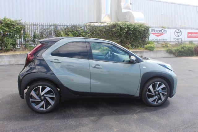 TOYOTA Aygo X usata, con Autoradio digitale