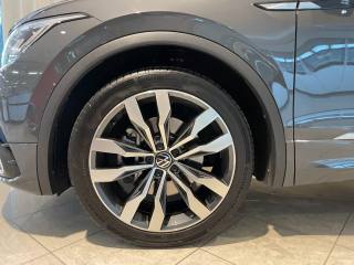 VOLKSWAGEN Tiguan usata, con Servosterzo