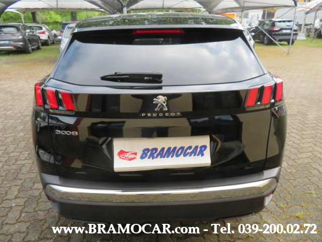 PEUGEOT 3008 usata, con Boardcomputer