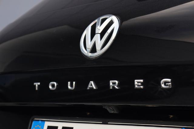 VOLKSWAGEN Touareg usata, con Sensori di parcheggio posteriori