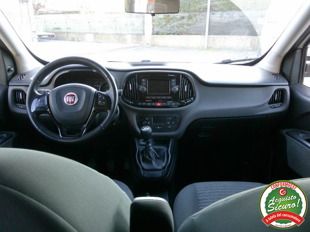 FIAT Doblo usata, con Sensori di parcheggio posteriori