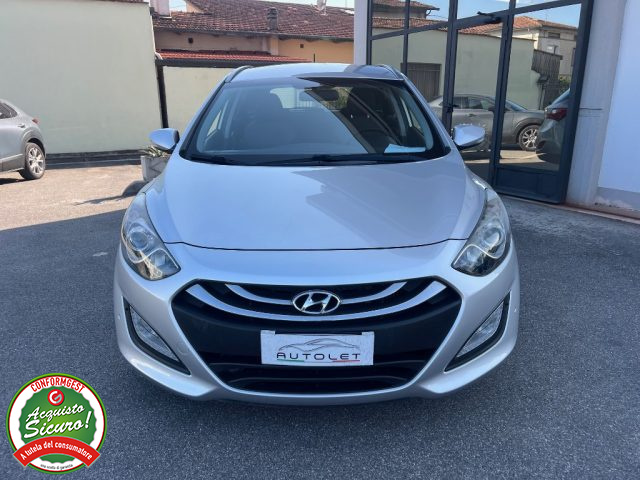 HYUNDAI i30 usata, con Airbag