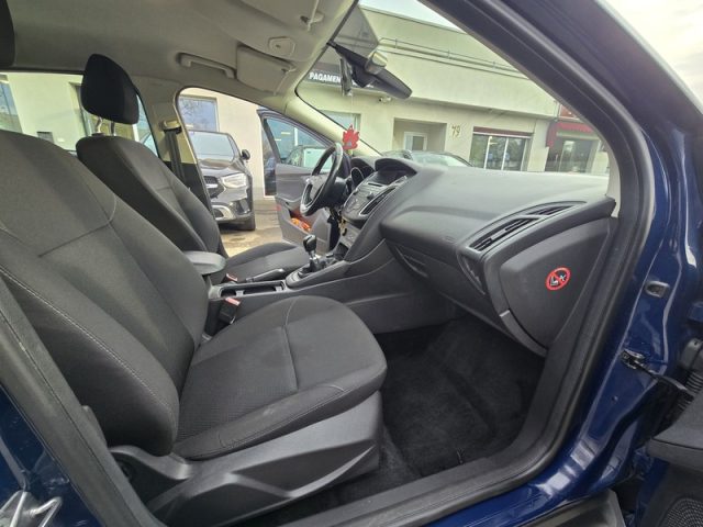 FORD Focus usata, con Specchietti laterali elettrici
