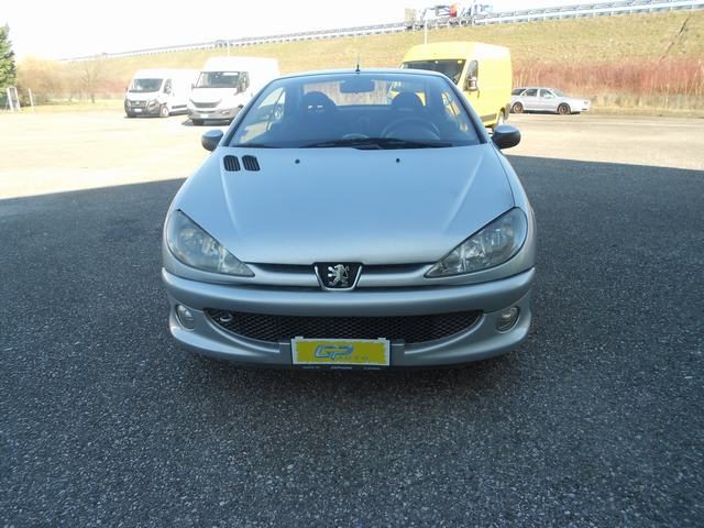 PEUGEOT 207 usata, con Airbag
