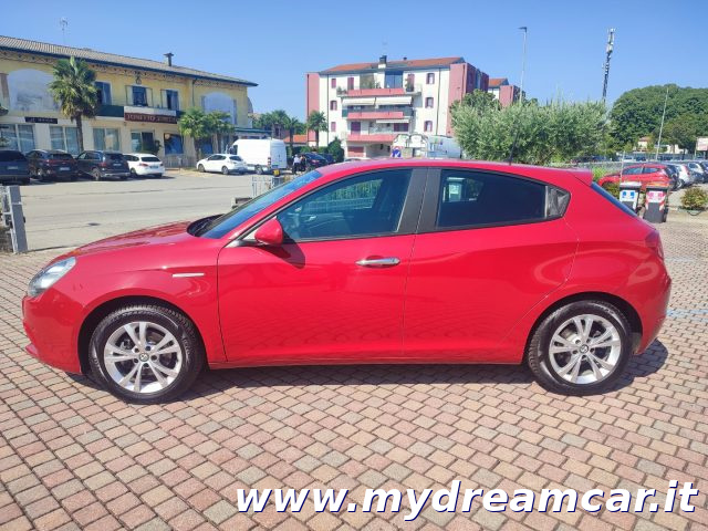 ALFA ROMEO Giulietta usata, con Autoradio
