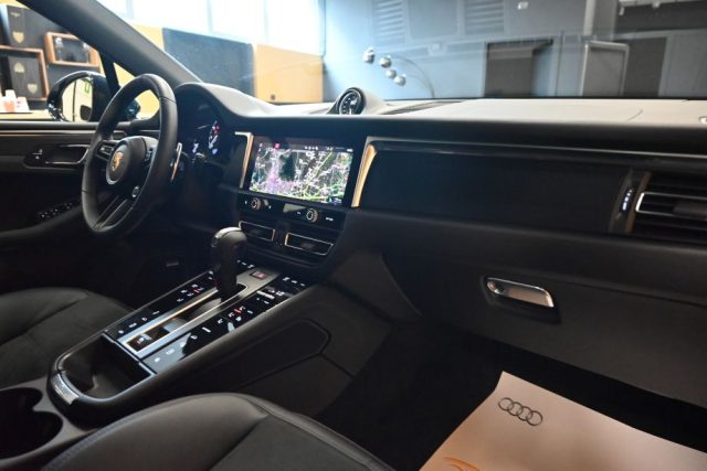PORSCHE Macan usata 293