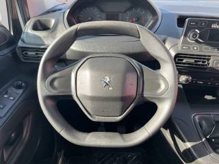 PEUGEOT Partner usata, con Servosterzo