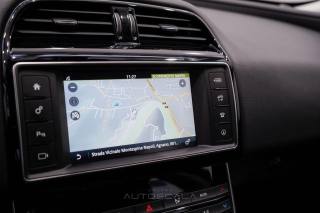 JAGUAR XE usata, con Regolazione elettrica sedili