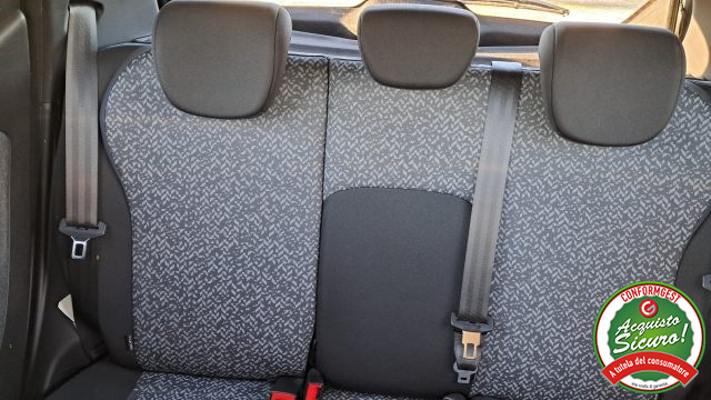 LANCIA Ypsilon usata, con Autoradio