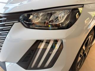 PEUGEOT 208 usata, con Bluetooth