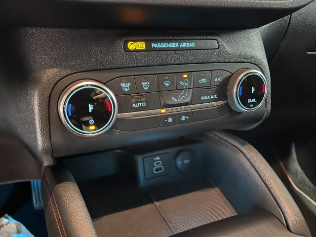 FORD Kuga usata, con USB