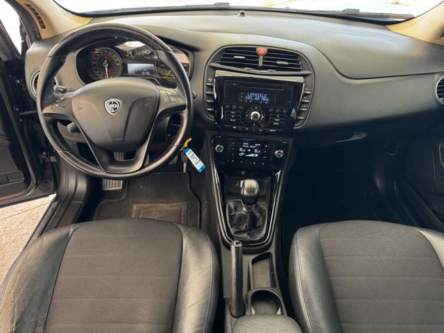 LANCIA Delta usata, con Specchietti laterali elettrici