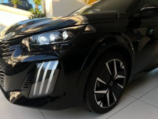 PEUGEOT 208 usata, con Alzacristalli elettrici