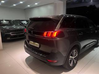 PEUGEOT 5008 usata, con Climatizzatore