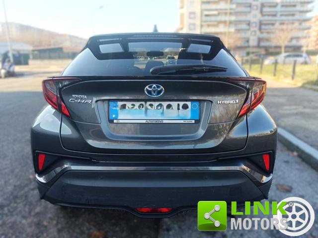 TOYOTA C-HR usata, con Autoradio