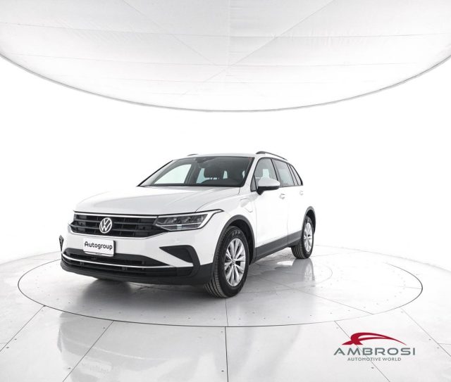 VOLKSWAGEN Tiguan usata 0