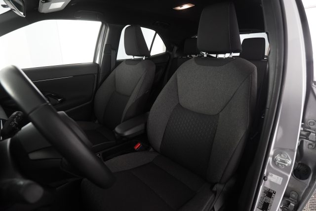 TOYOTA Yaris Cross usata 7