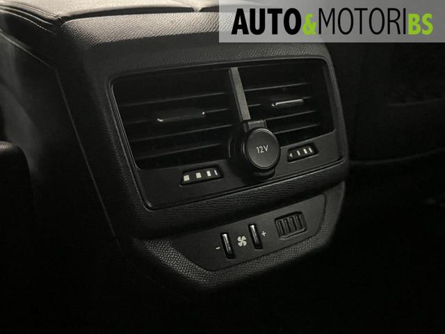 PEUGEOT 5008 usata, con USB