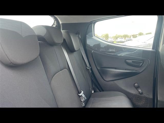 LANCIA Ypsilon usata 8