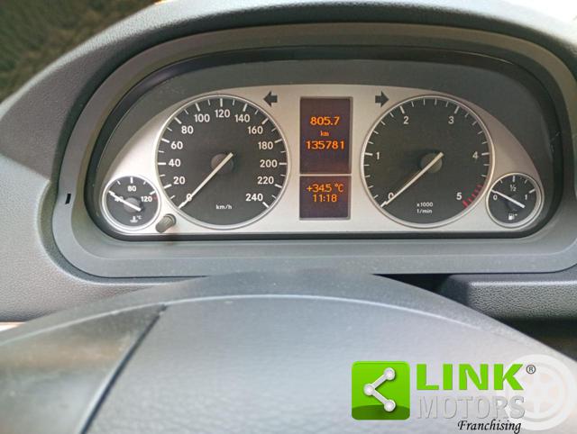 MERCEDES-BENZ B 180 usata, con Fendinebbia